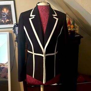 Black and white Nine West blazer size 4